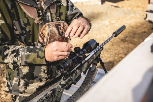 pantera-eX-640-4 Pantera eX 640 lens with integrated 1000m laser rangefinder