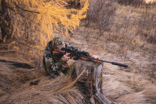 IP67-rated Night Stalker 4K 2.0 night vision optic in wet conditions.